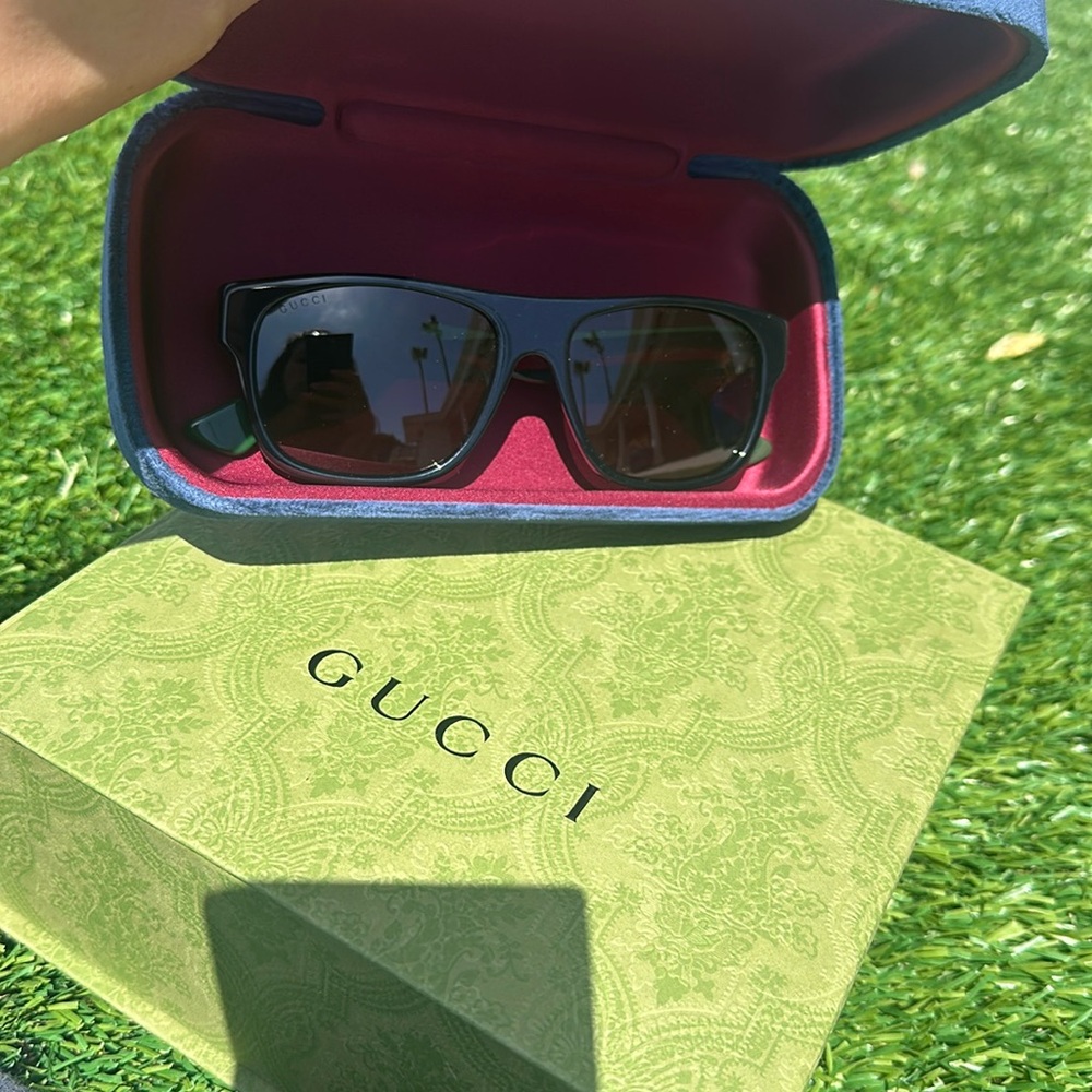Brand new Gucci sunglasses